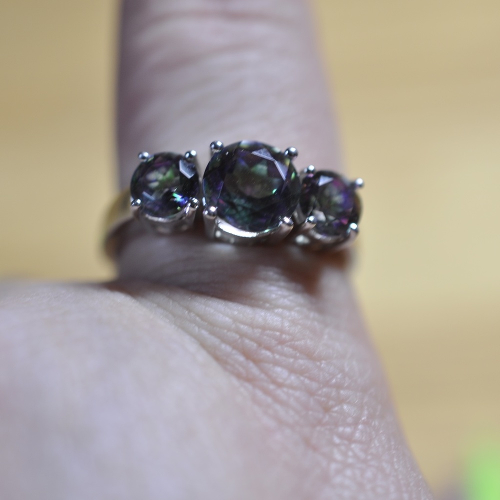Vintage Women's Rainbow Quartz Sterling Silver Fashion 3 Stone Flush Ring Sz. 11